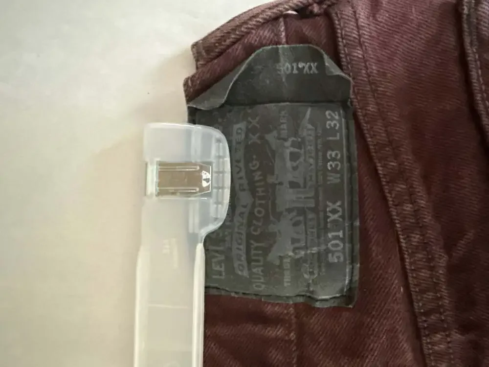 Levi's 501 Original Straight Fit Jeans Maroon Burgundy W33 L32